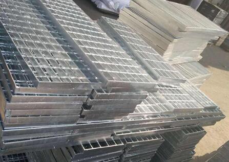 鍍鋅格柵板的具體施工程序有哪些